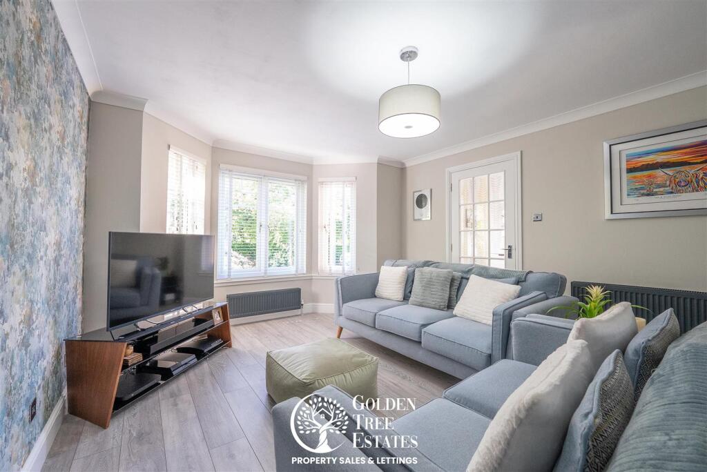 Images Above-09649.jpg