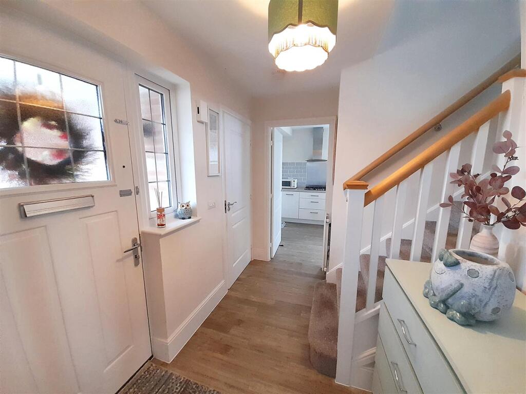 Entrance hall new.jpg