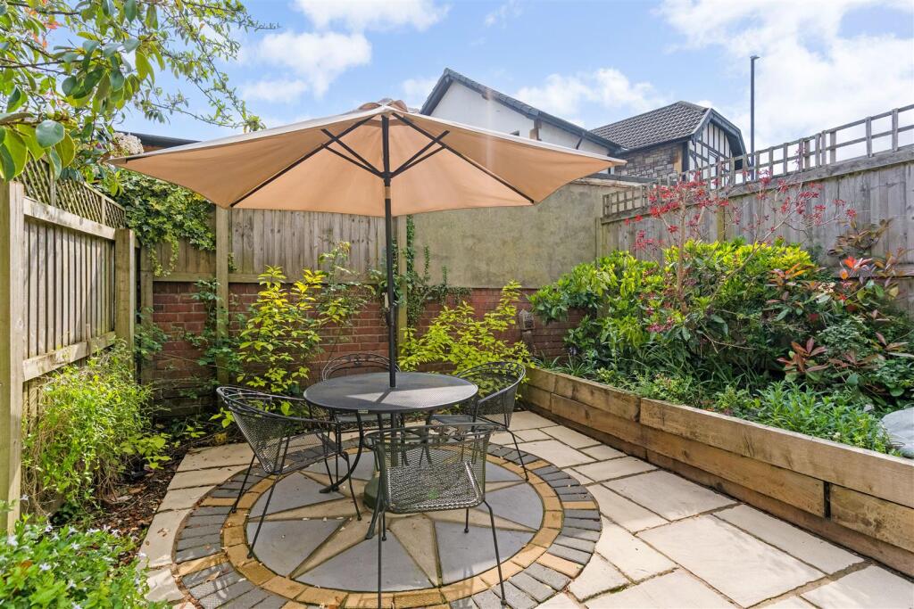 Holmes Grove, Henleaze Rear Garden 2.jpg