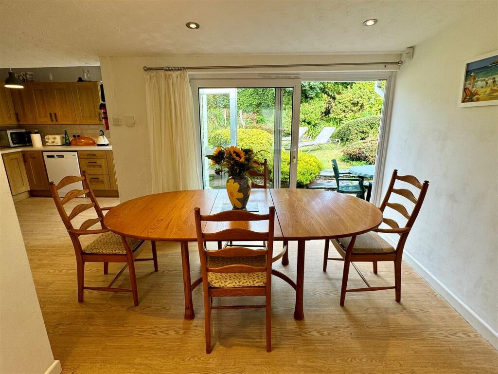 Barnhill Dining Area