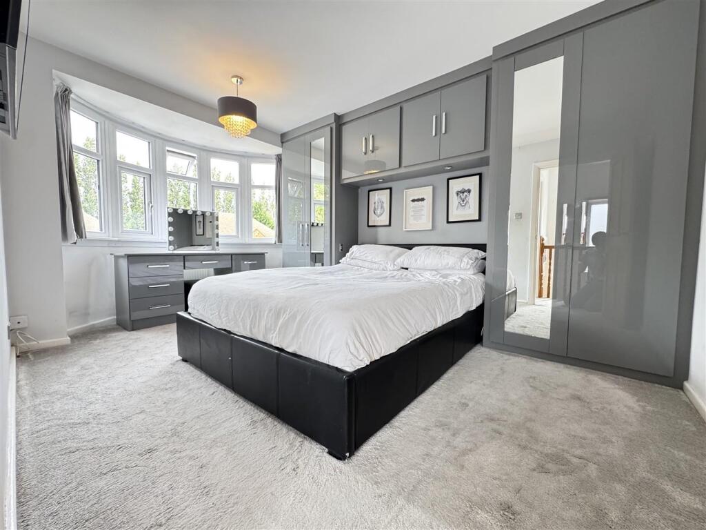 IMG_4895 (Large).JPG