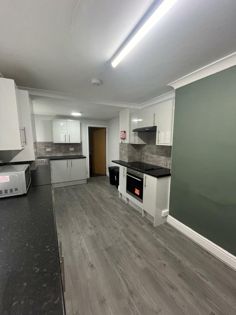 5 Bedroom Student Accommodation.
