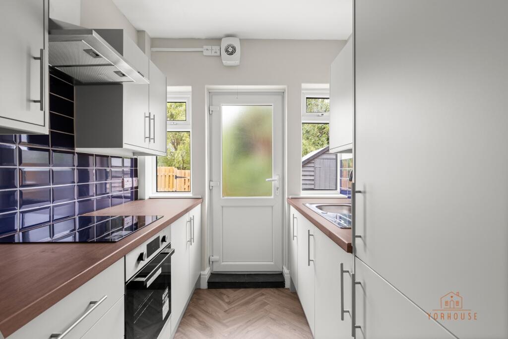 72 beech avenue  036-1543