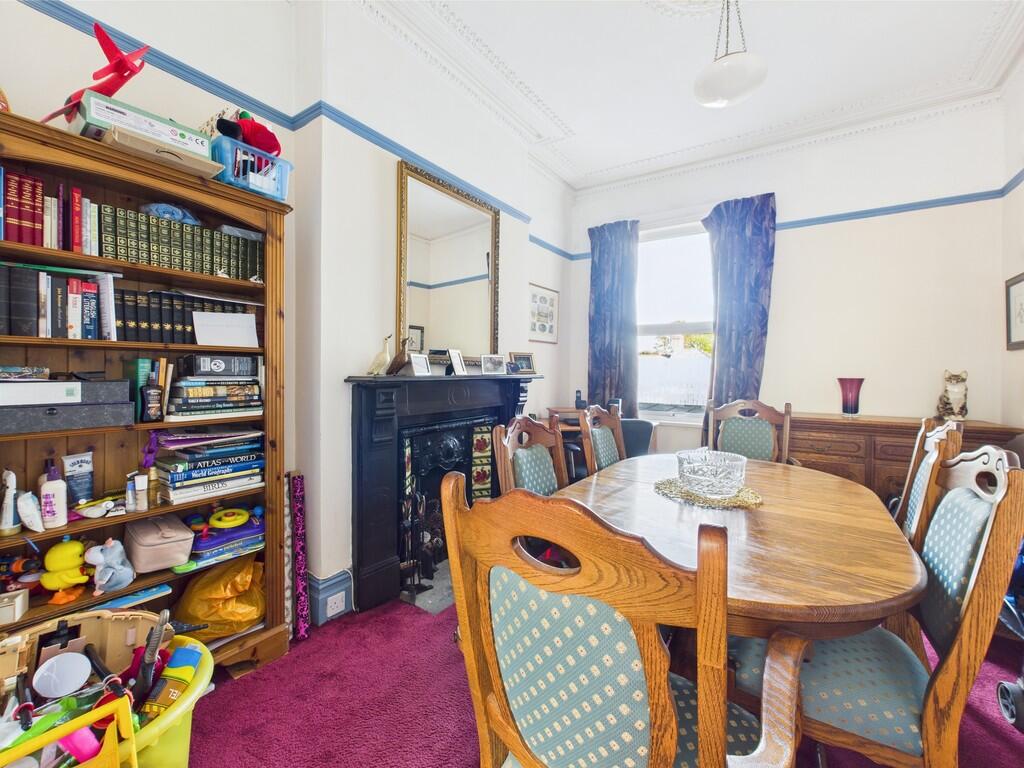 CAM03974G0-PR0140...