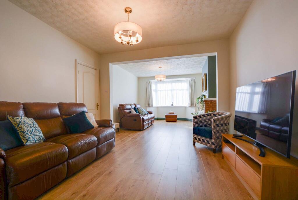 Through Lounge