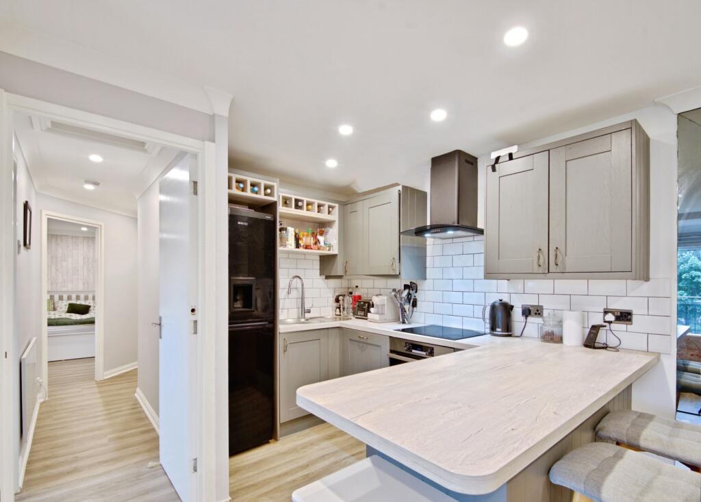Kitchen/ Lounge