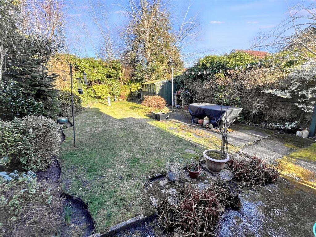 Gardens Aspect 2