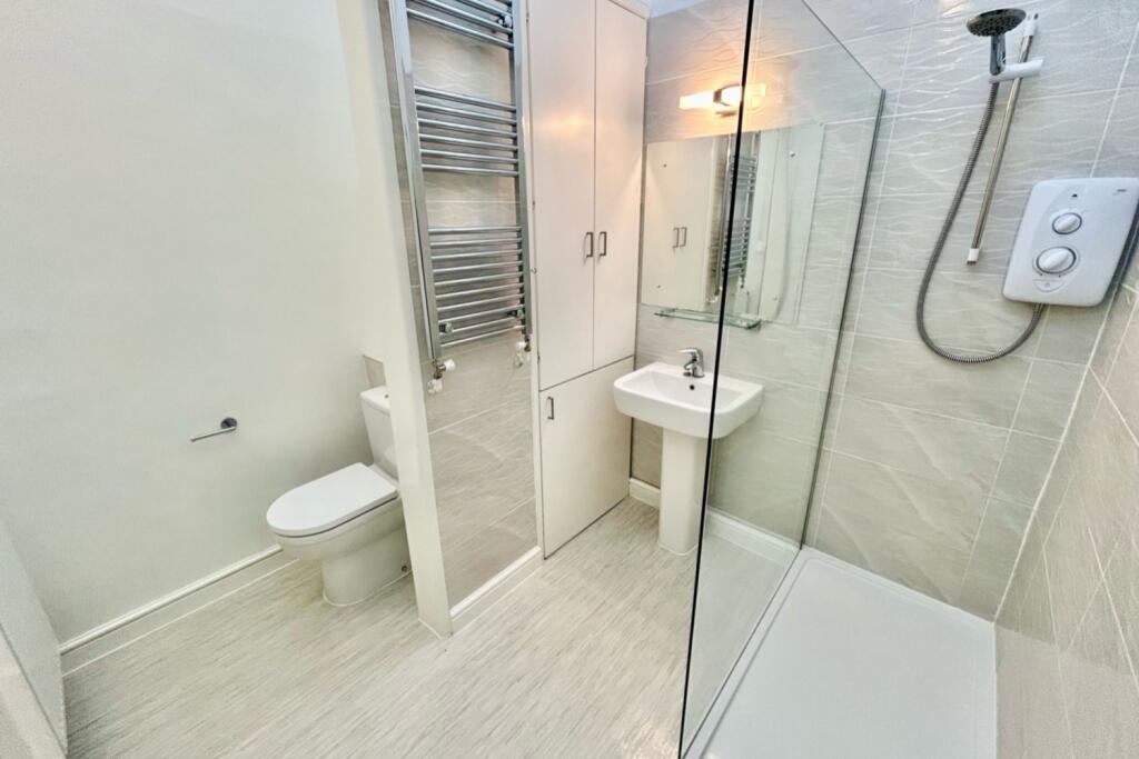 25 Park Lane 3