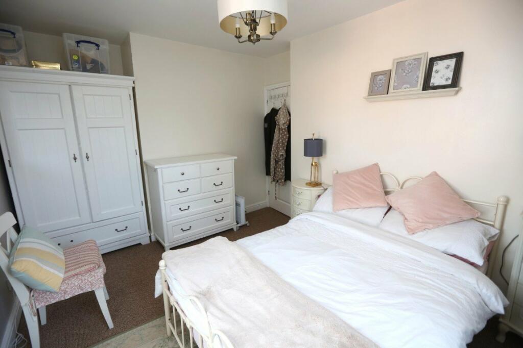 Bedroom 2_1696335850213.jpg-big