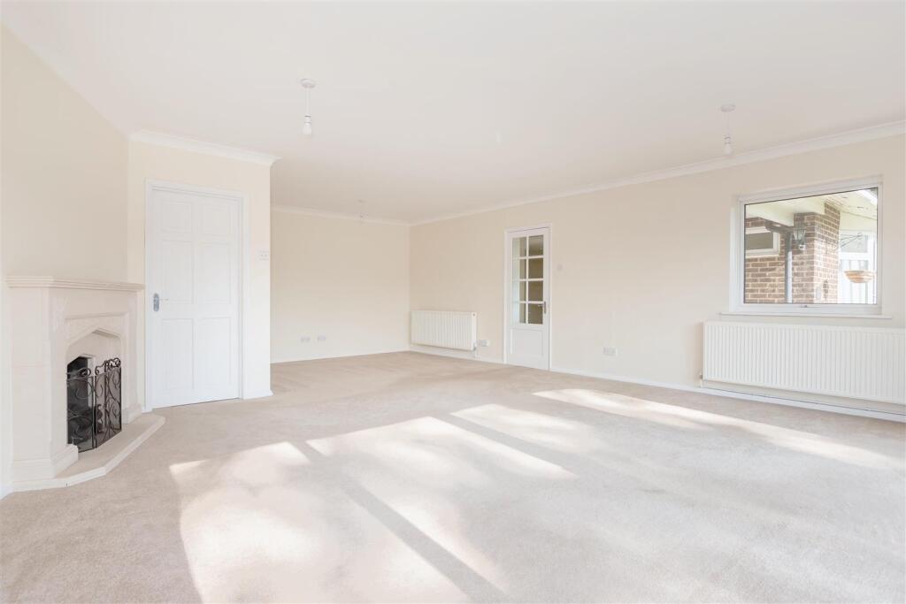 For Sale by Aspire Residential | London Road