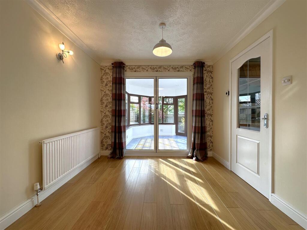 Separate Dining Room 469