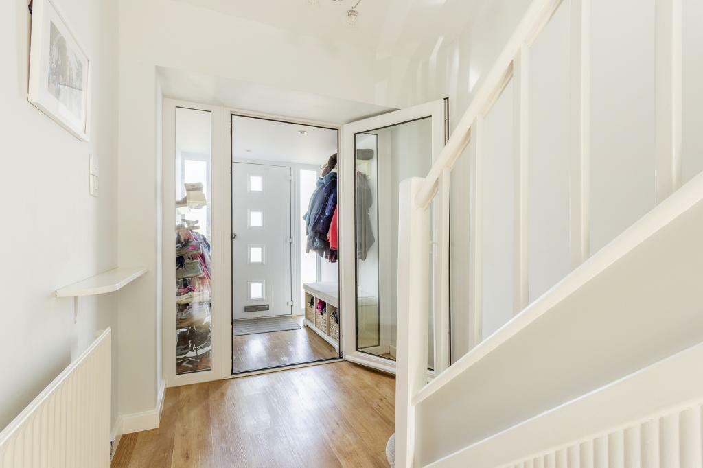 8 Peregrine Road 316259 (12).jpg
