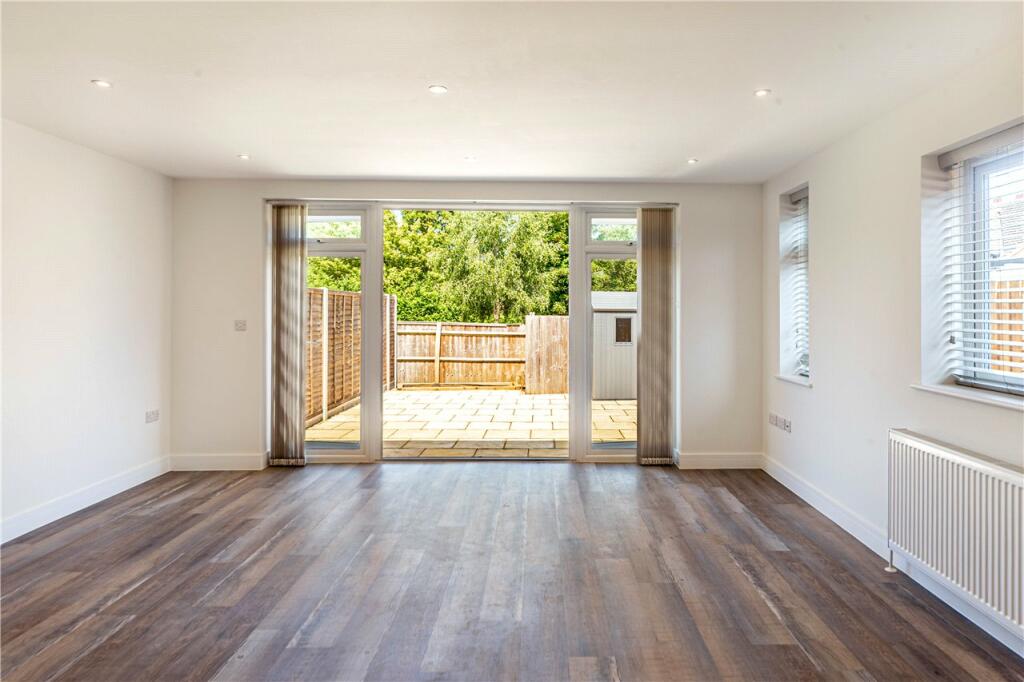 Living/Dining Room