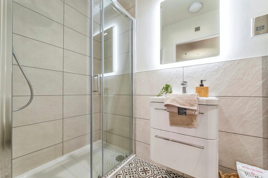 Ensuite