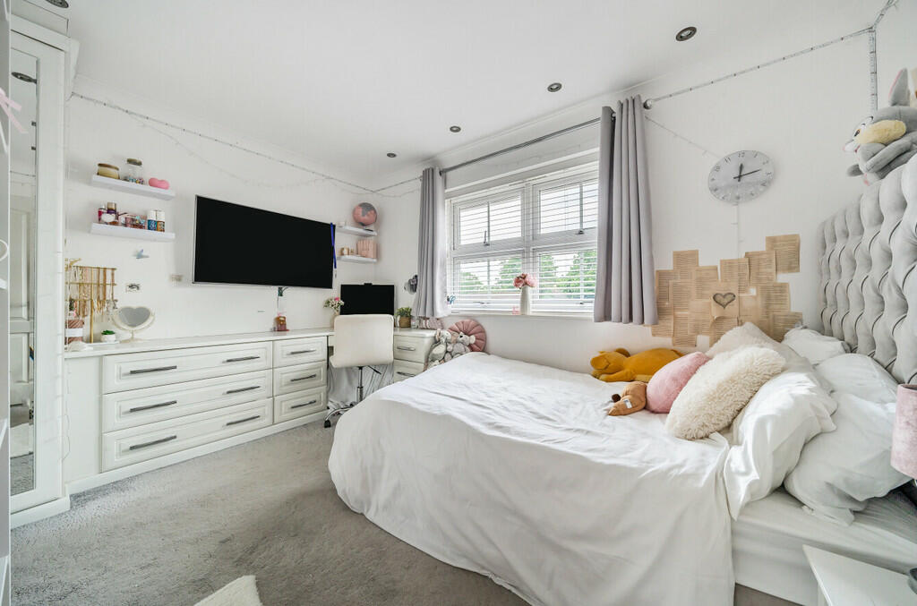 bedroom3