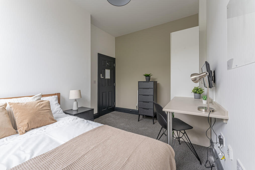 The Hosiery Factory Flat F Bedroom 13