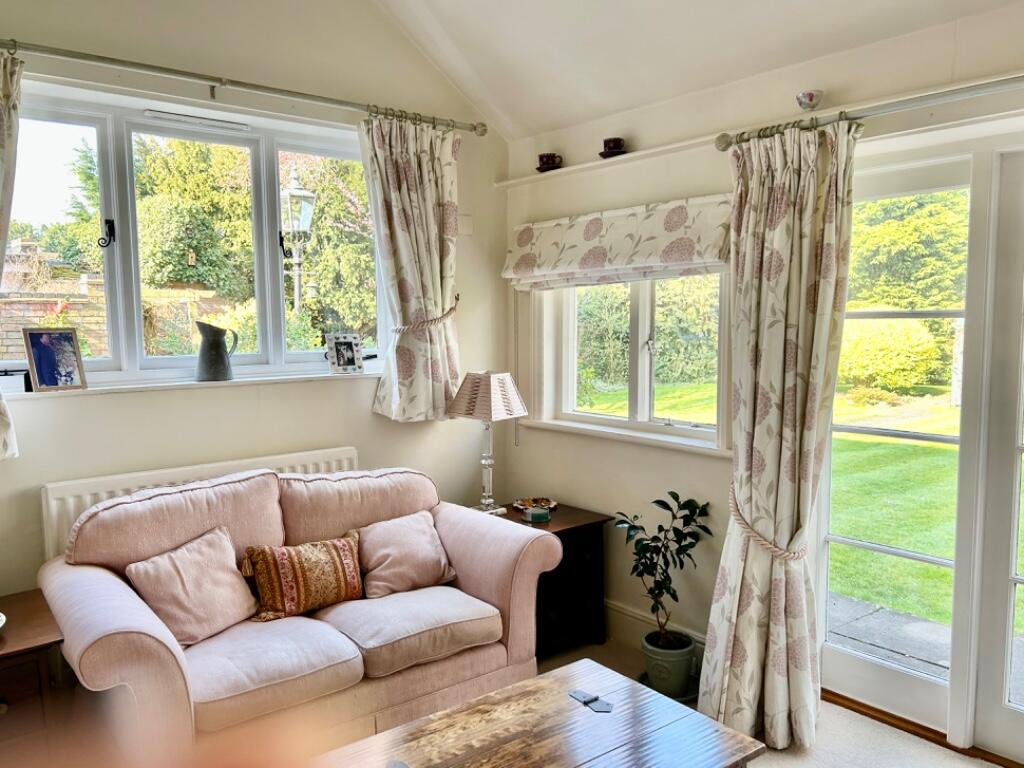 Garden Room 