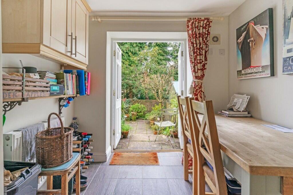 Breakfast room