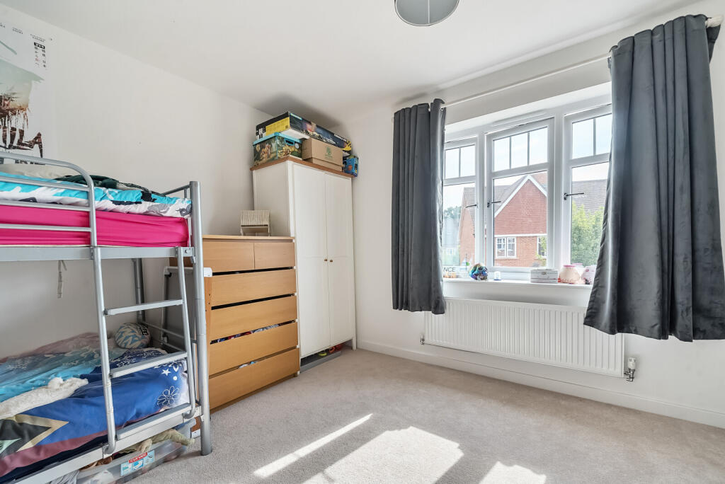 1317424-4-68640c7...