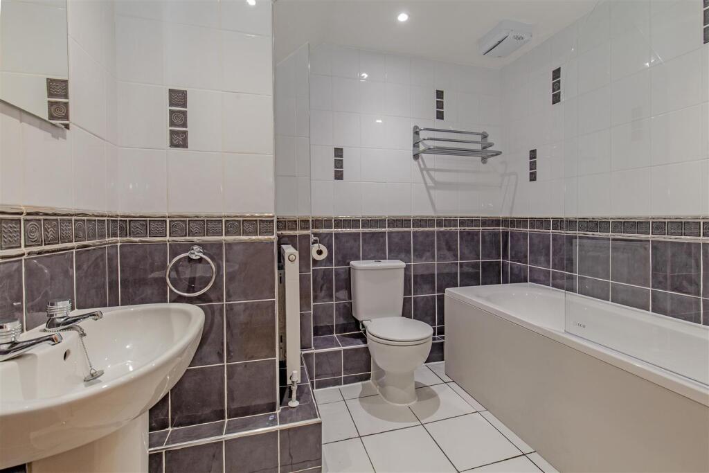 Bathroom-1.jpg
