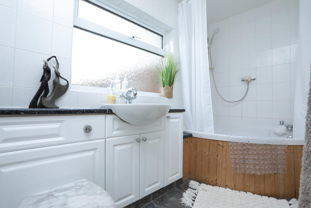 general 108 Canterbu