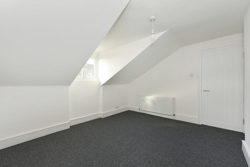 34f ainsworth roa...