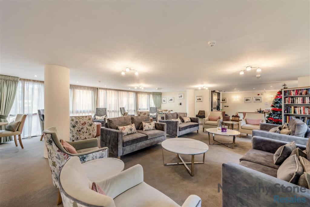 8674139-interior20.jpg