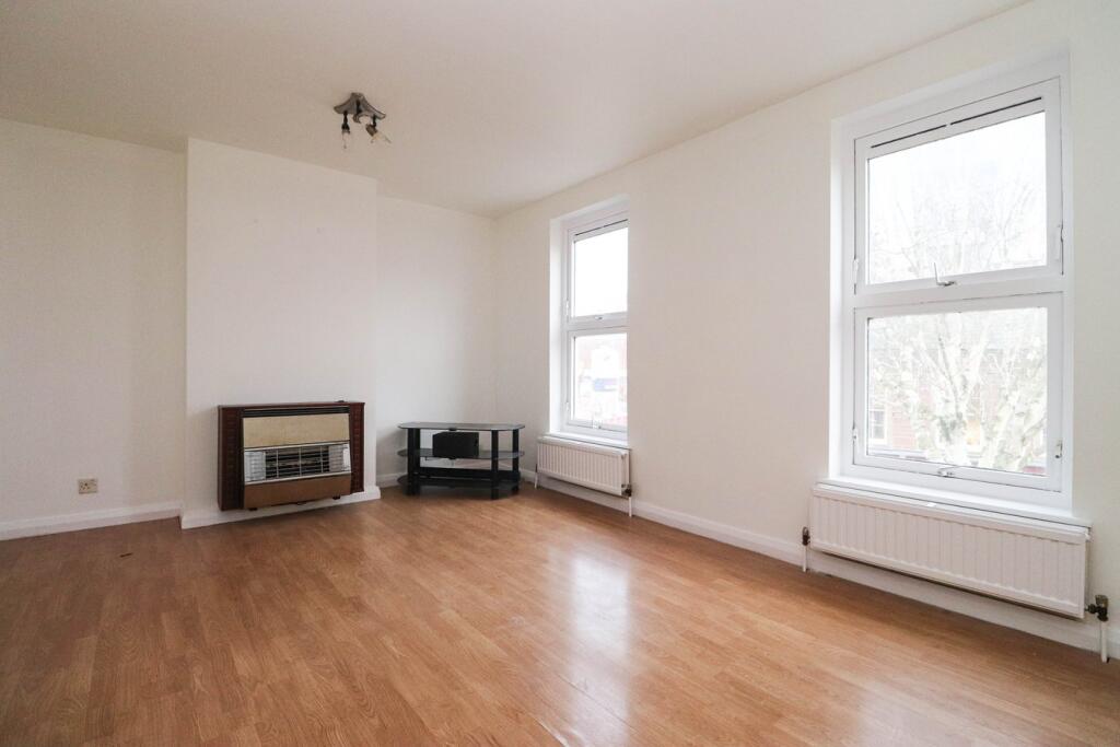 Open plan living/bedroom