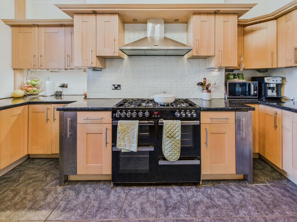 Kitchen Cooking Area