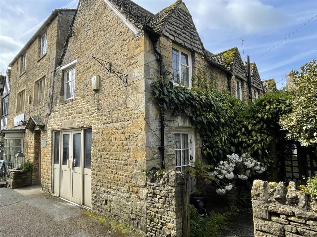 The Studio alternative.JPG