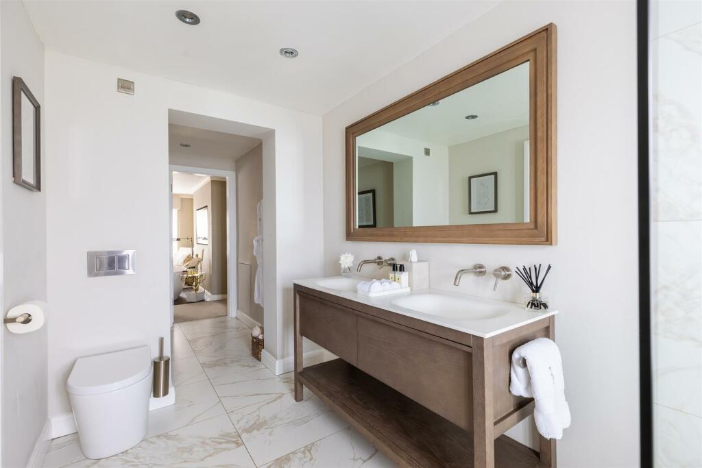 3CrownGreenCourt-17.jpg