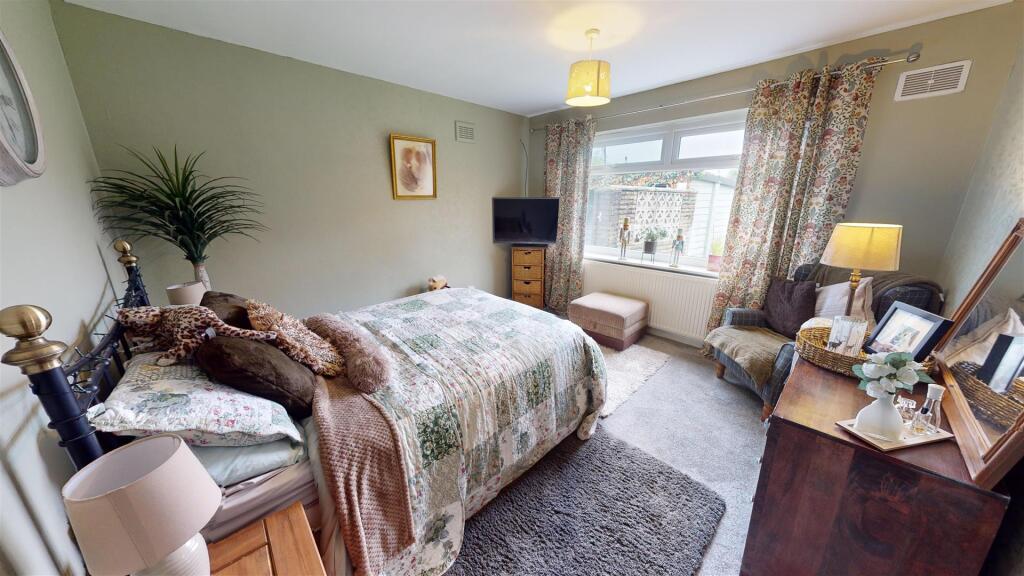 Woodside Road Bedroom