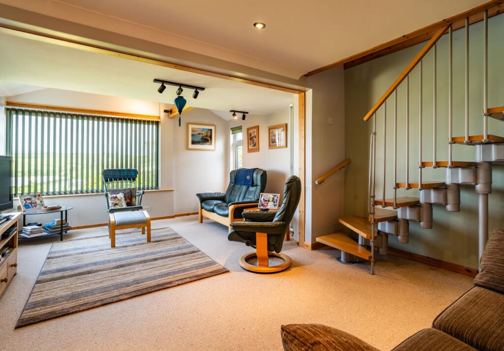 Living Room / Dining Room