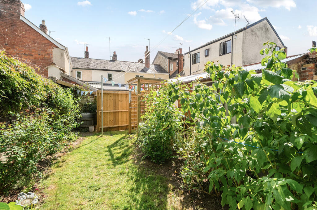 1327782-16-688263...