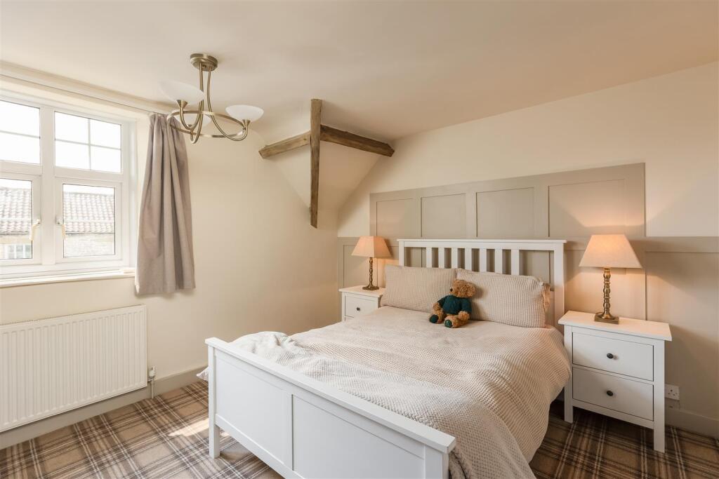 Bondgate 49 Bedroom 1-1.jpg