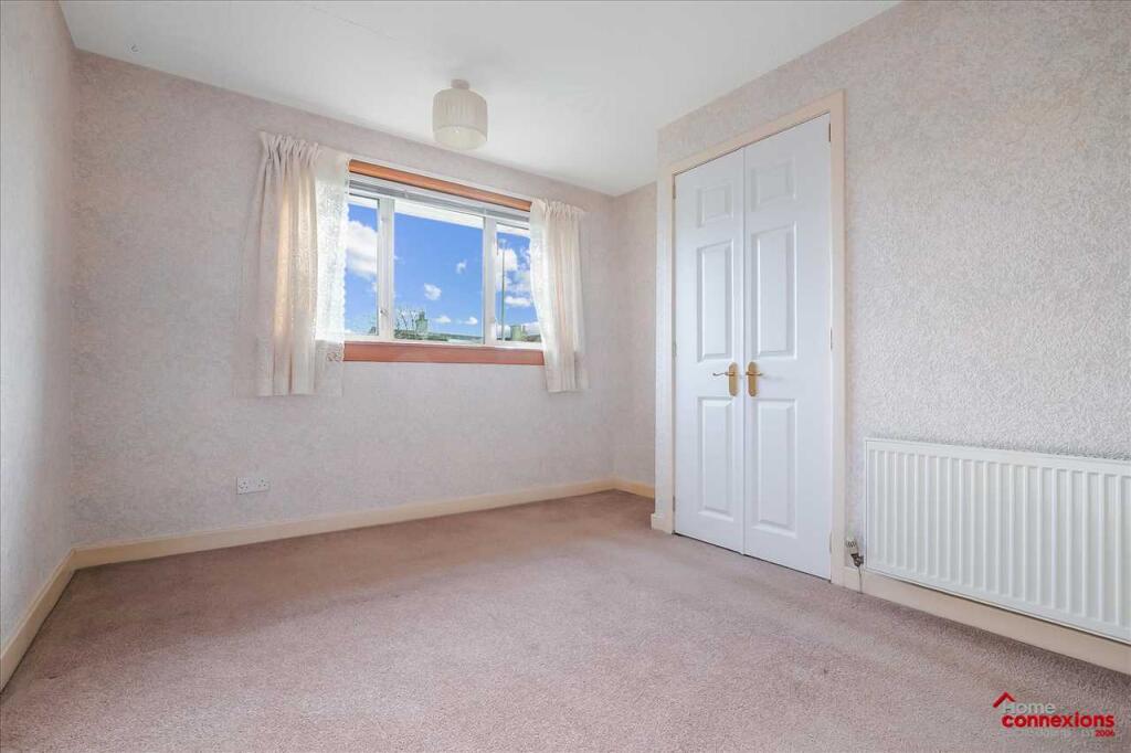 Bedroom Two (2)