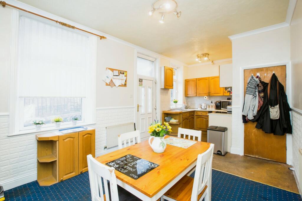 Kitchen diner