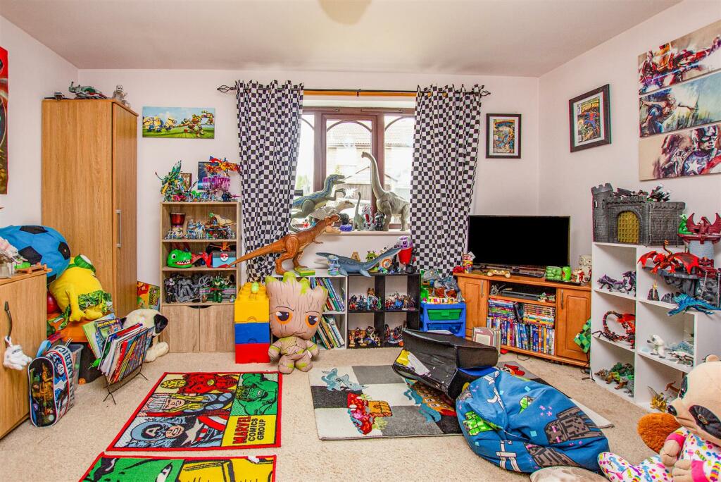 Sitting Room / Bedroom Five