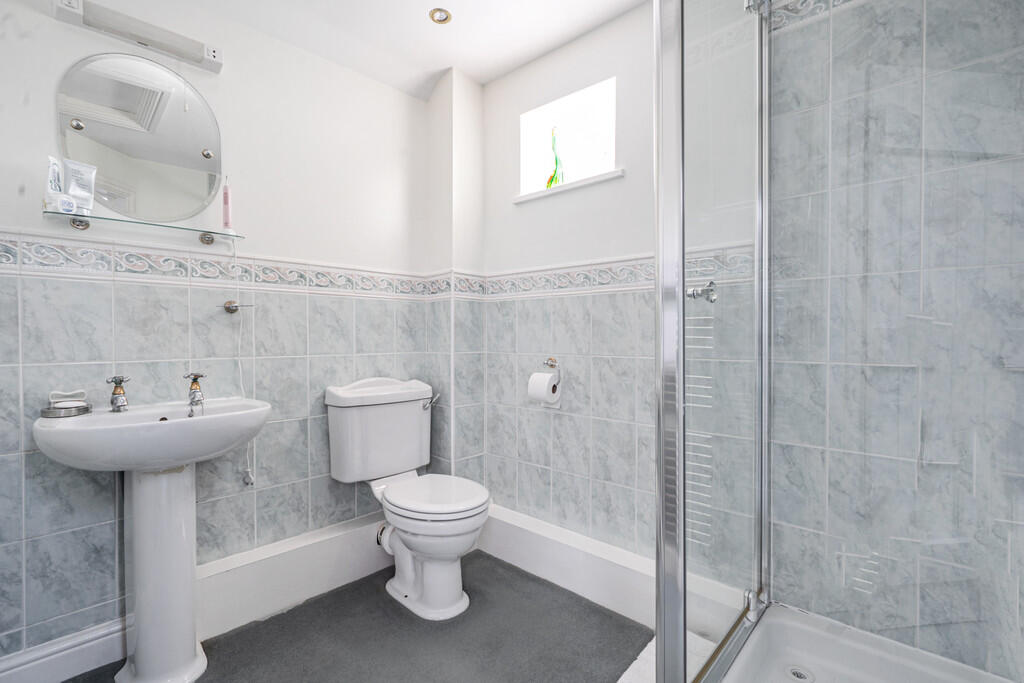 En-Suite Shower R...
