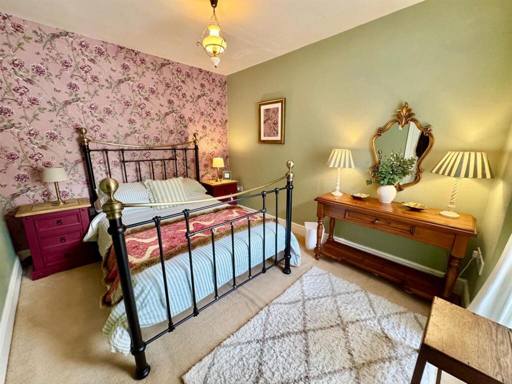 PHOTO-2025-09-08-20-23-53 (8).jpg