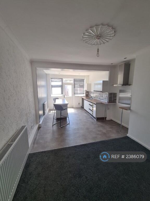 Kitchen 4
