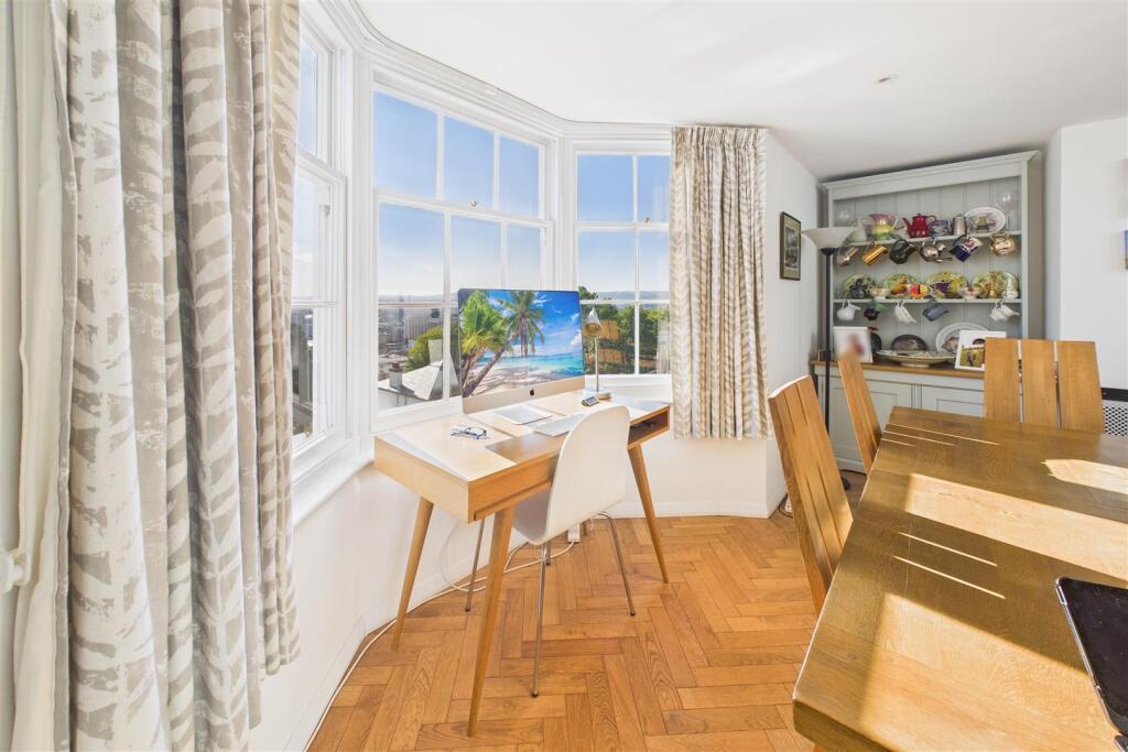 The Penthouse, 12 Kingsdown Parade, Bristol, BS6 5