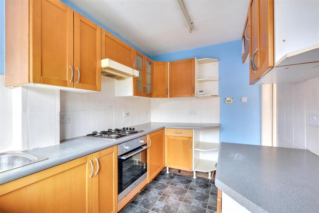 Kitchen_2.jpeg