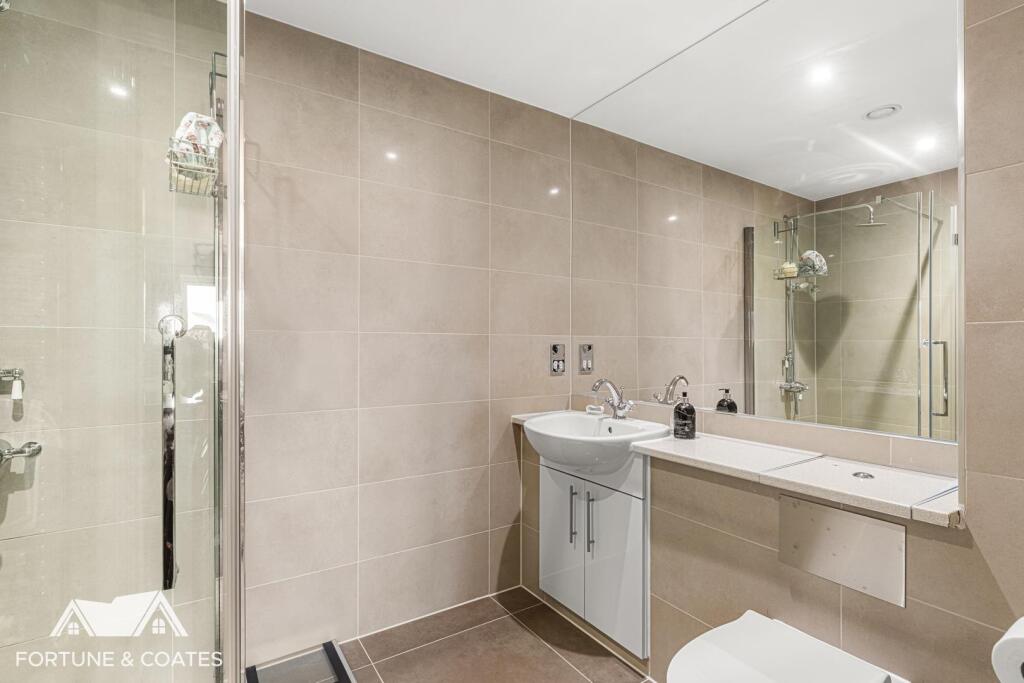 DebdenHouse_5.jpg