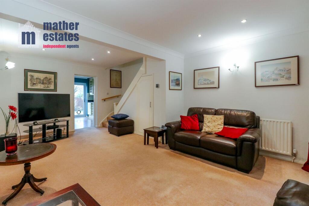 College Lane, Hatfield