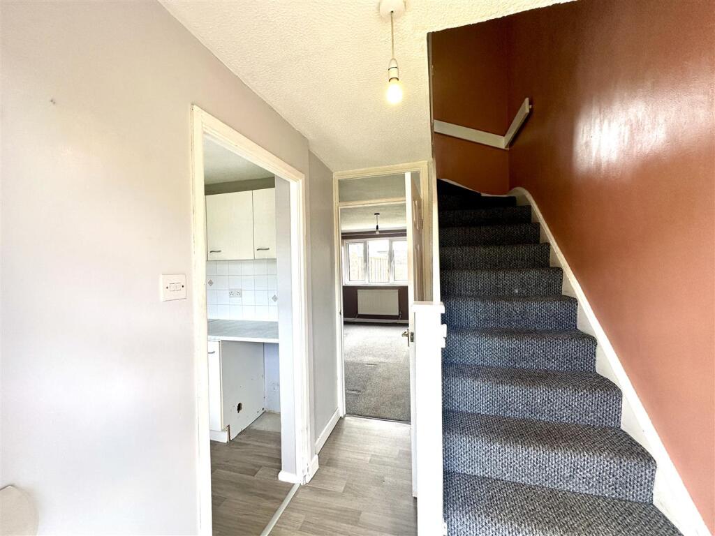 FIRST FLOOR STAIRS AND LANDING