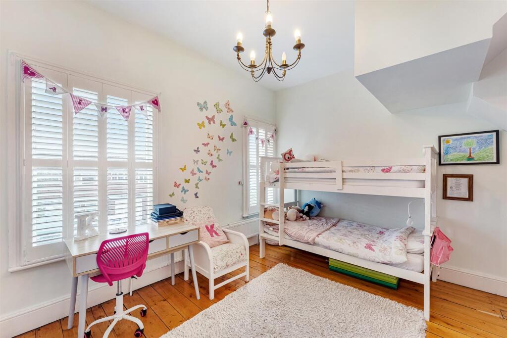 Bedroom 2 Aspect 2