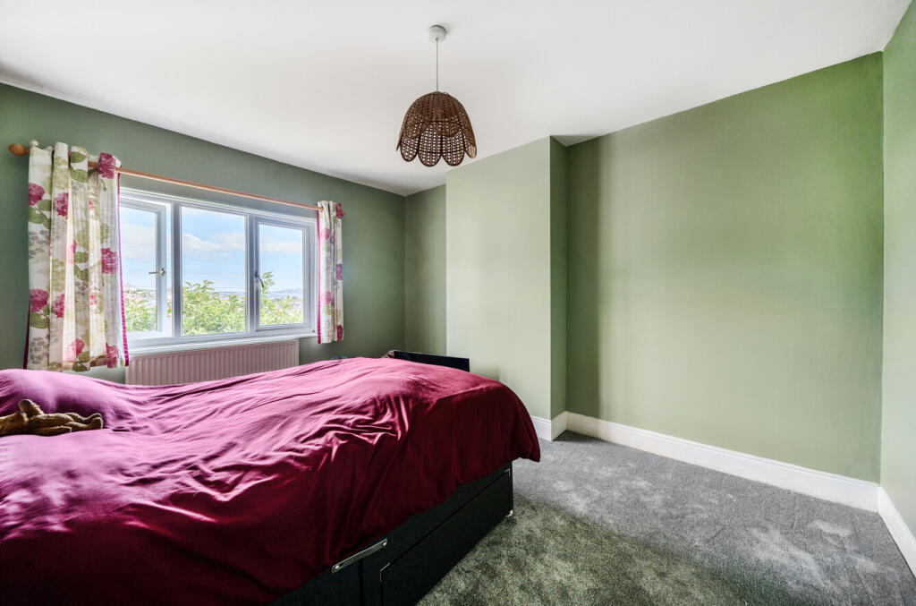 1320747-3-686e424...