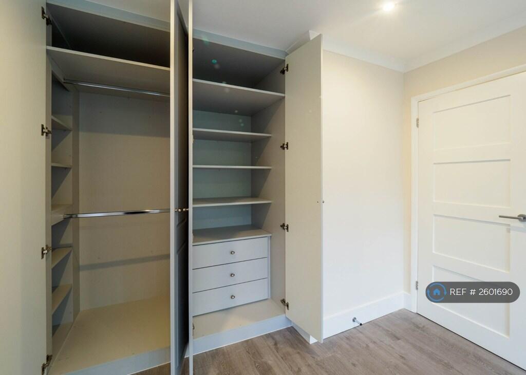 Designer Fitted Wardrobe
