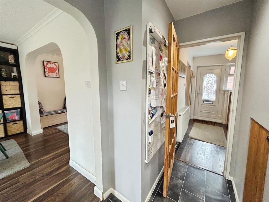 bc89f0d8--405A-A276-63ACB7166B94-16123-00000BC3061